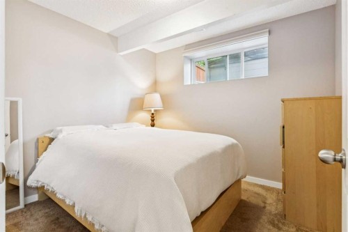 42 Chaparral Valley Place Se, Calgary, AB - Indoor Photo Showing Bedroom