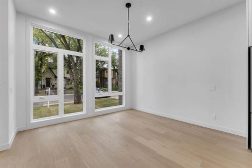 506 28 Avenue Nw, Calgary, AB - Indoor Photo Showing Other Room