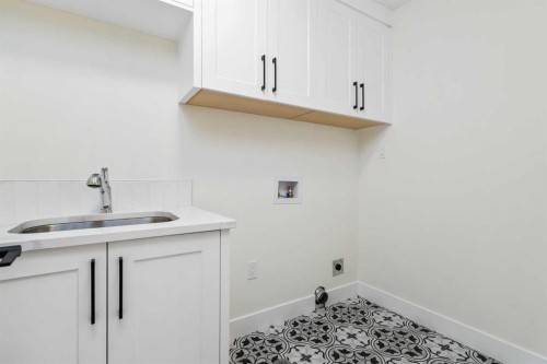 704 Mandalay Boulevard, Carstairs, AB - Indoor