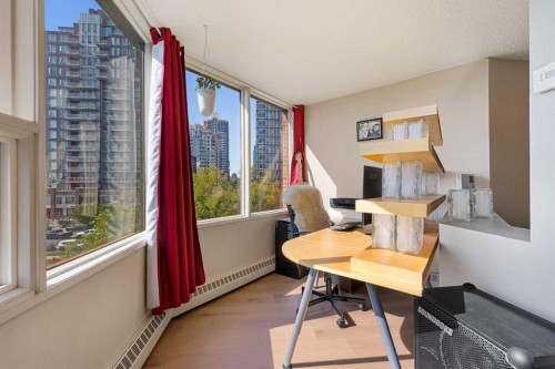 503-626 15 Avenue Sw, Calgary, AB - Indoor Photo Showing Office