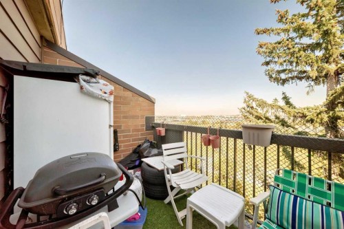 623-30 Mchugh Court Ne, Calgary, AB - Outdoor With Exterior