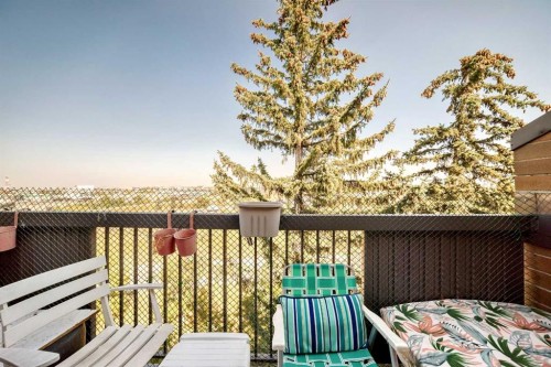 623-30 Mchugh Court Ne, Calgary, AB - Outdoor
