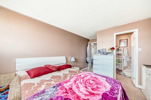 623-30 Mchugh Court Ne, Calgary, AB - Indoor Photo Showing Bedroom