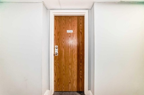 623-30 Mchugh Court Ne, Calgary, AB - Indoor Photo Showing Other Room