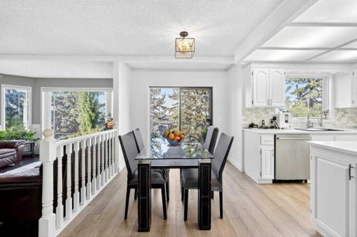 1360 Shawnee Road Sw, Calgary, AB - Indoor