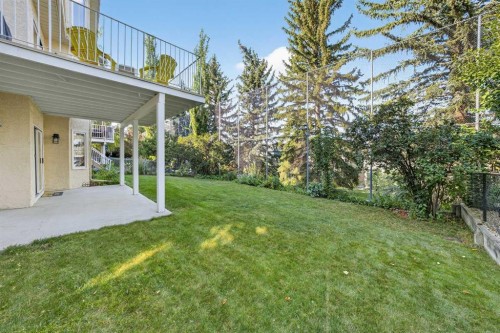 1360 Shawnee Road Sw, Calgary, AB - Outdoor