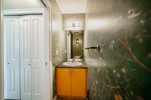 1218-121 Copperpond Common Se, Calgary, AB - Indoor