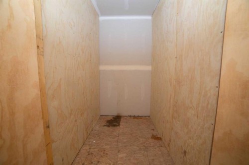 1218-121 Copperpond Common Se, Calgary, AB - Indoor Photo Showing Other Room