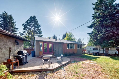 2443 Fir Drive Se, Calgary, AB - Outdoor With Deck Patio Veranda