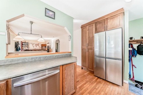2443 Fir Drive Se, Calgary, AB - Indoor Photo Showing Kitchen