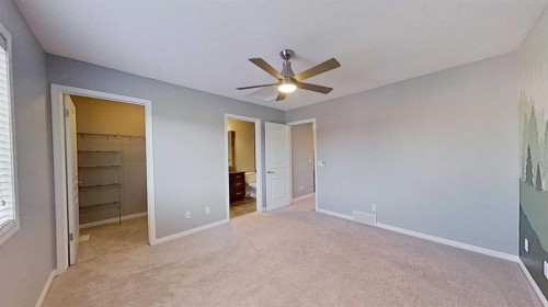 63 Elgin Meadows Park Se, Calgary, AB - Indoor Photo Showing Other Room