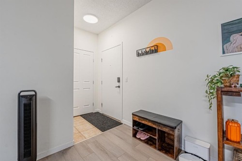 1217-1140 Taradale Drive Ne, Calgary, AB - Indoor Photo Showing Other Room