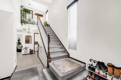 4 Fallingworth Bay Ne, Calgary, AB - Indoor Photo Showing Other Room