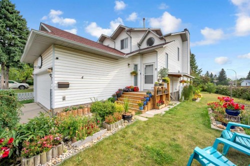 4 Fallingworth Bay Ne, Calgary, AB - Outdoor