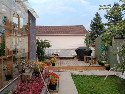 4 Fallingworth Bay Ne, Calgary, AB - Outdoor