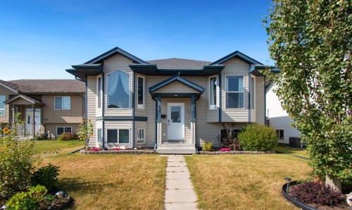 40 Douglas Close, Penhold, AB - Outdoor With Facade