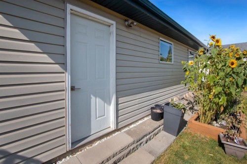 40 Douglas Close, Penhold, AB - Outdoor With Exterior