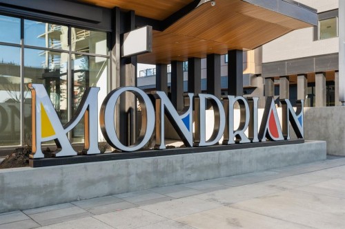 204-8370 Broadcast Avenue Sw, Calgary, AB - 