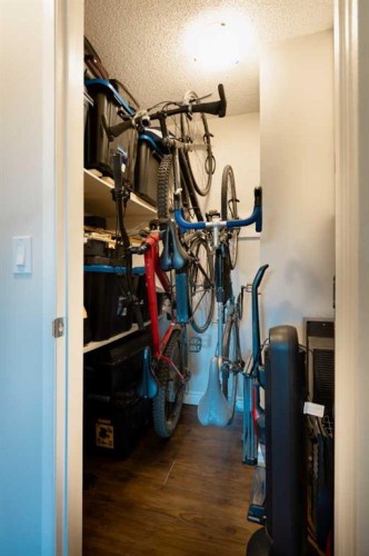 305-1829 11 Avenue Sw, Calgary, AB - Indoor Photo Showing Other Room