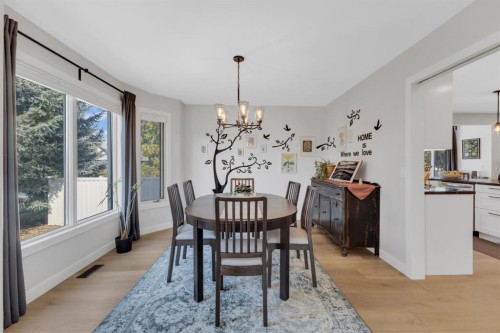 6018 58 Street, Olds, AB - Indoor Photo Showing Dining Room
