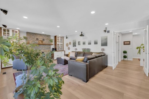 6018 58 Street, Olds, AB - Indoor