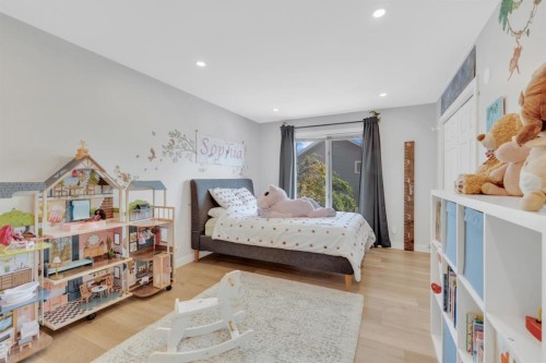 6018 58 Street, Olds, AB - Indoor Photo Showing Bedroom