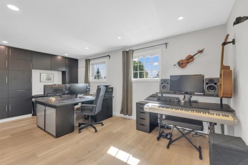 6018 58 Street, Olds, AB - Indoor Photo Showing Office