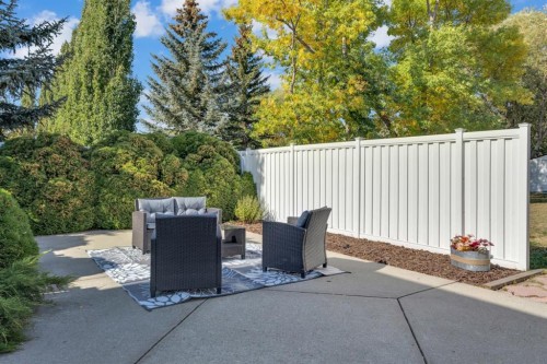 6018 58 Street, Olds, AB - Outdoor