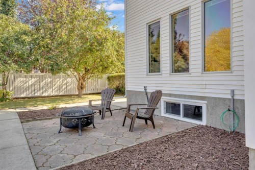 6018 58 Street, Olds, AB - Outdoor