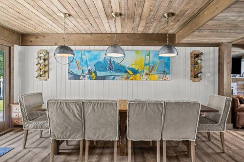 115 Spray Avenue, Banff, AB - Indoor Photo Showing Dining Room