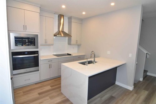 142 Sovereign Common Sw, Calgary, AB 