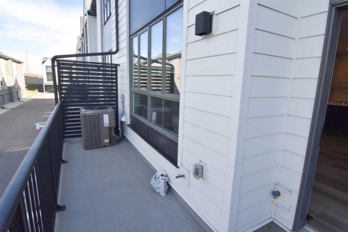 142 Sovereign Common Sw, Calgary, AB 