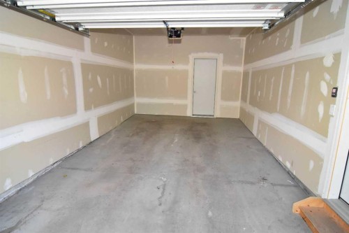 142 Sovereign Common Sw, Calgary, AB 