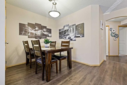104-15 Everridge Square Sw, Calgary, AB - Indoor Photo Showing Dining Room