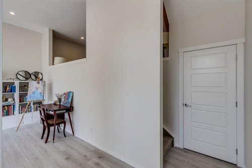 174 Chinook Gate Boulevard Sw, Airdrie, AB - Indoor Photo Showing Other Room