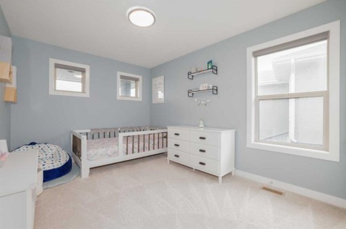 9 Walden Park Se, Calgary, AB - Indoor Photo Showing Other Room