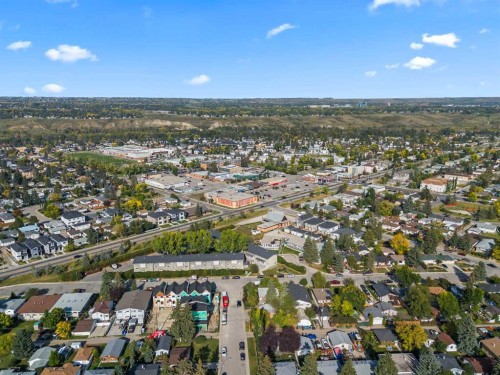 8039 36 Avenue Nw, Calgary, AB - Outdoor With View