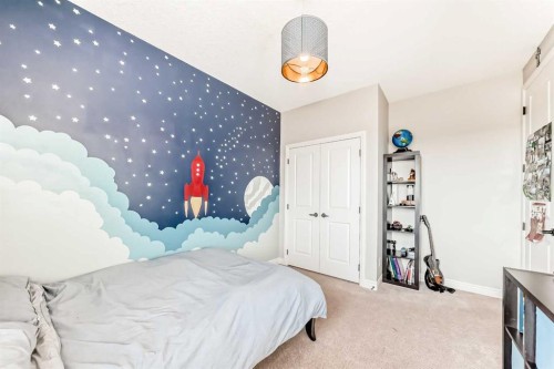95 Marquis Crescent Se, Calgary, AB - Indoor Photo Showing Bedroom