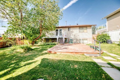 108 Jensen Place Ne, Airdrie, AB - Outdoor