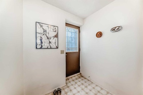 108 Jensen Place Ne, Airdrie, AB - Indoor Photo Showing Other Room