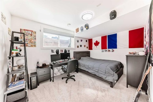 226 21 Avenue Ne, Calgary, AB - Indoor