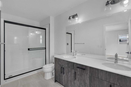 274 Howse Drive Ne, Calgary, AB - Indoor Photo Showing Bathroom