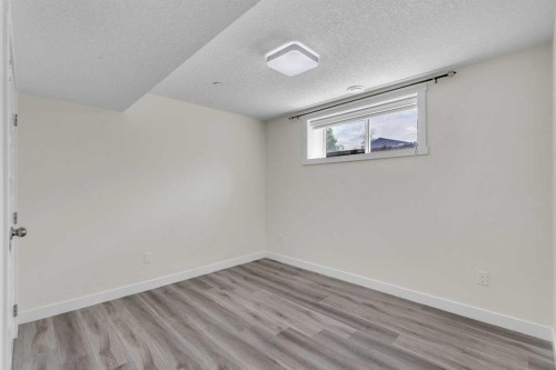 274 Howse Drive Ne, Calgary, AB - Indoor Photo Showing Other Room