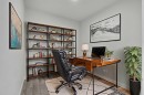 274 Howse Drive Ne, Calgary, AB  - Indoor Photo Showing Office 