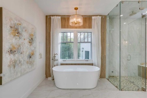 2409 Carleton Street Sw, Calgary, AB - Indoor Photo Showing Bathroom