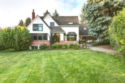 2409 Carleton Street SW Calgary, AB T2T 3K6