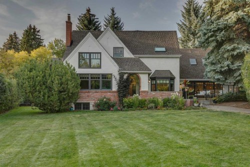 2409 Carleton Street Sw, Calgary, AB - Outdoor