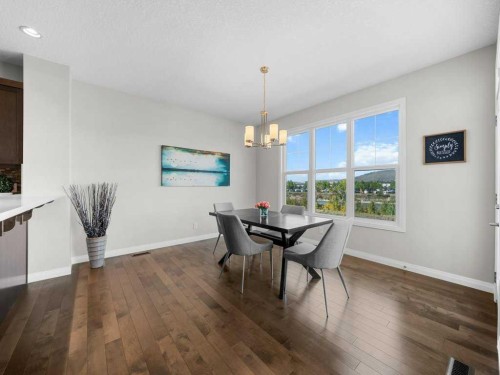 34 Riviera View, Cochrane, AB - Indoor Photo Showing Dining Room