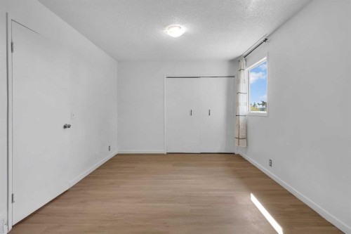 20 Whitmire Road Ne, Calgary, AB - Indoor Photo Showing Other Room