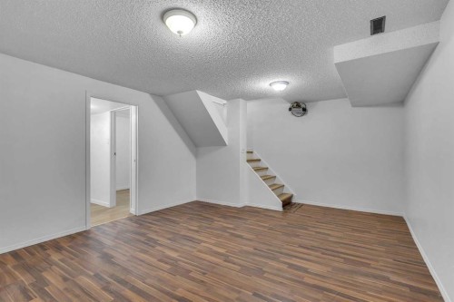 20 Whitmire Road Ne, Calgary, AB - Indoor Photo Showing Other Room
